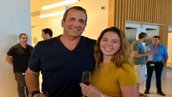 man used apple phone and watch to track her daughter body in israel