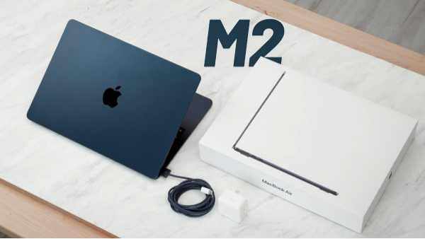 Macbook Air M2 Is Available With Huge Discount Offer In Flipkart Big Billion Days Sale. Offers Details Here