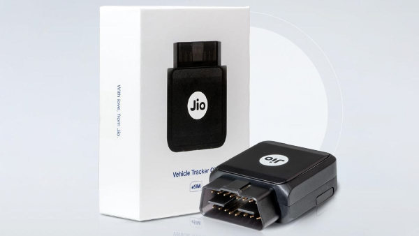 JioMotive Plug And Play 4G GPS Tracker Launched. What Are The Uses? Price And Specifications.