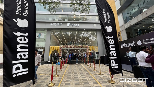 Apple Partner iPlanet Launches Indias Largest Apple Premium Partner Store In Bengaluru. Launch Offers Details.