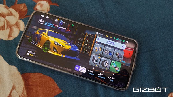 Realme 12 5G series smartphones display