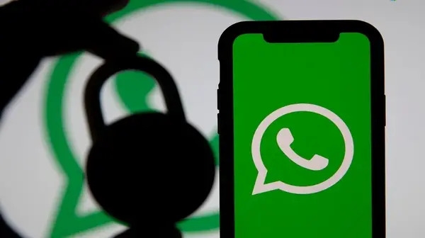 Whatsapp is working on chat lock update feature to enhance liked device security