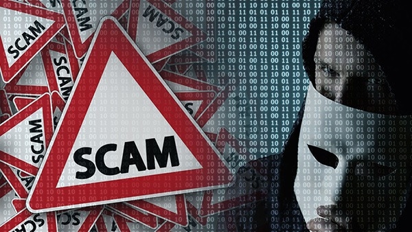 hyderabad man lost rs1 2 cores in parcel scam