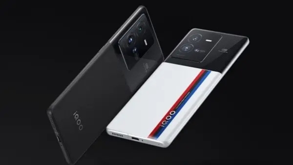iqoo 12 smartphone