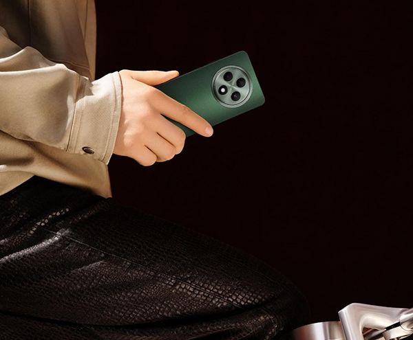 OPPO F27 5g Your Ultimate Party Buddy