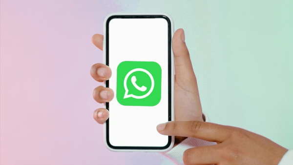 WhatsApp Announces Low Light Video Calling Mode Feature  How to Activate it  Complete Details