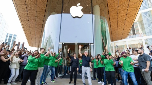 Apple CEO Tim Cook Announced That The Company Will Open Four more Stores In India In These Cities  Details