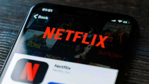 Netflix Game-changer  Download Entire Seasons with Just ONE Tap on Your iPhone iPad