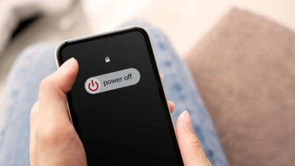 Why You Should Turn Off Your Phone Once a Week  The NSA   s Advice