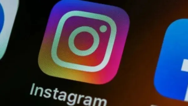 instagram offers inbuilt feature to get notified when others logged into your account