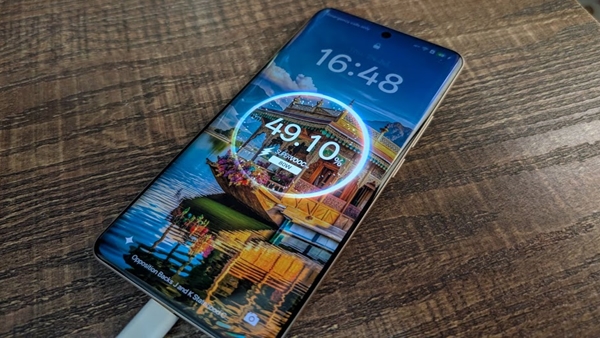 Realme 15 5G Series display