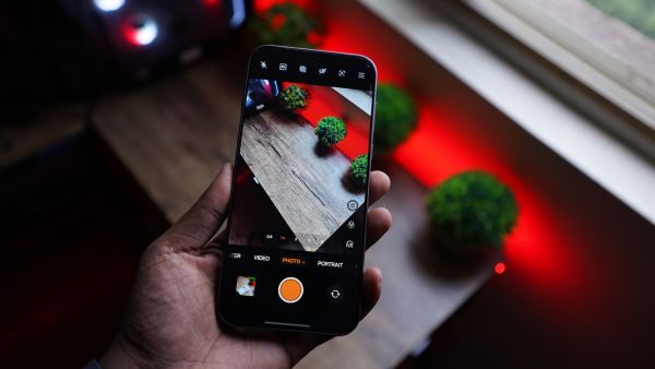 is the oppo find x9 pro the best flagship camera phone of 2025