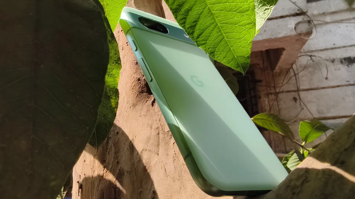 Google Pixel 8a Review in Five Minutes: A Different Type of Flagship Killer! - Vimarsana News