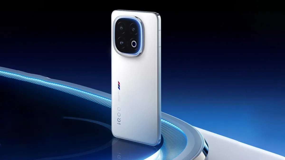 iQOO 14 Pro Smartphone in Development? Early Leak Hints at a Samsung Screen  - Gizbot News